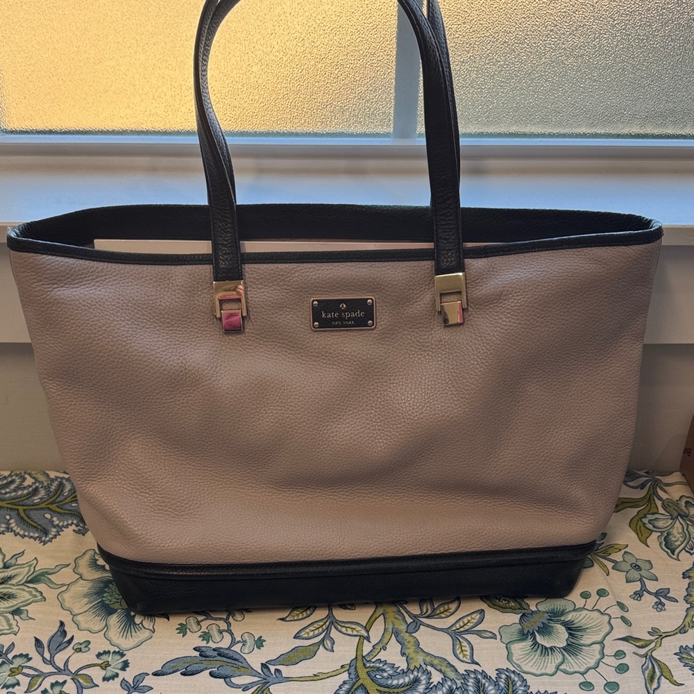 Kate Spade Black and Tan Tote Bag